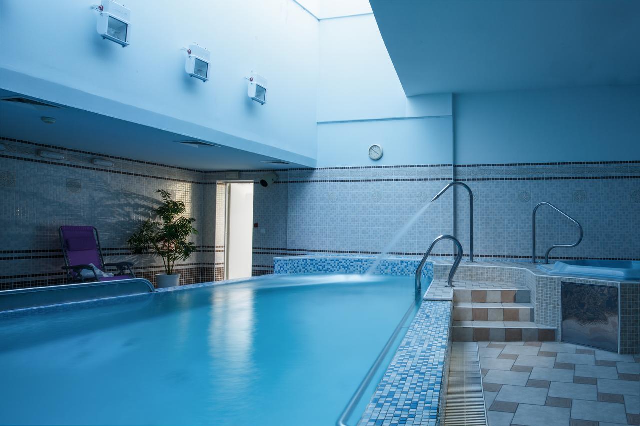 Lazensky Hotel Moskevsky Dvur Karlsbad Exteriör bild