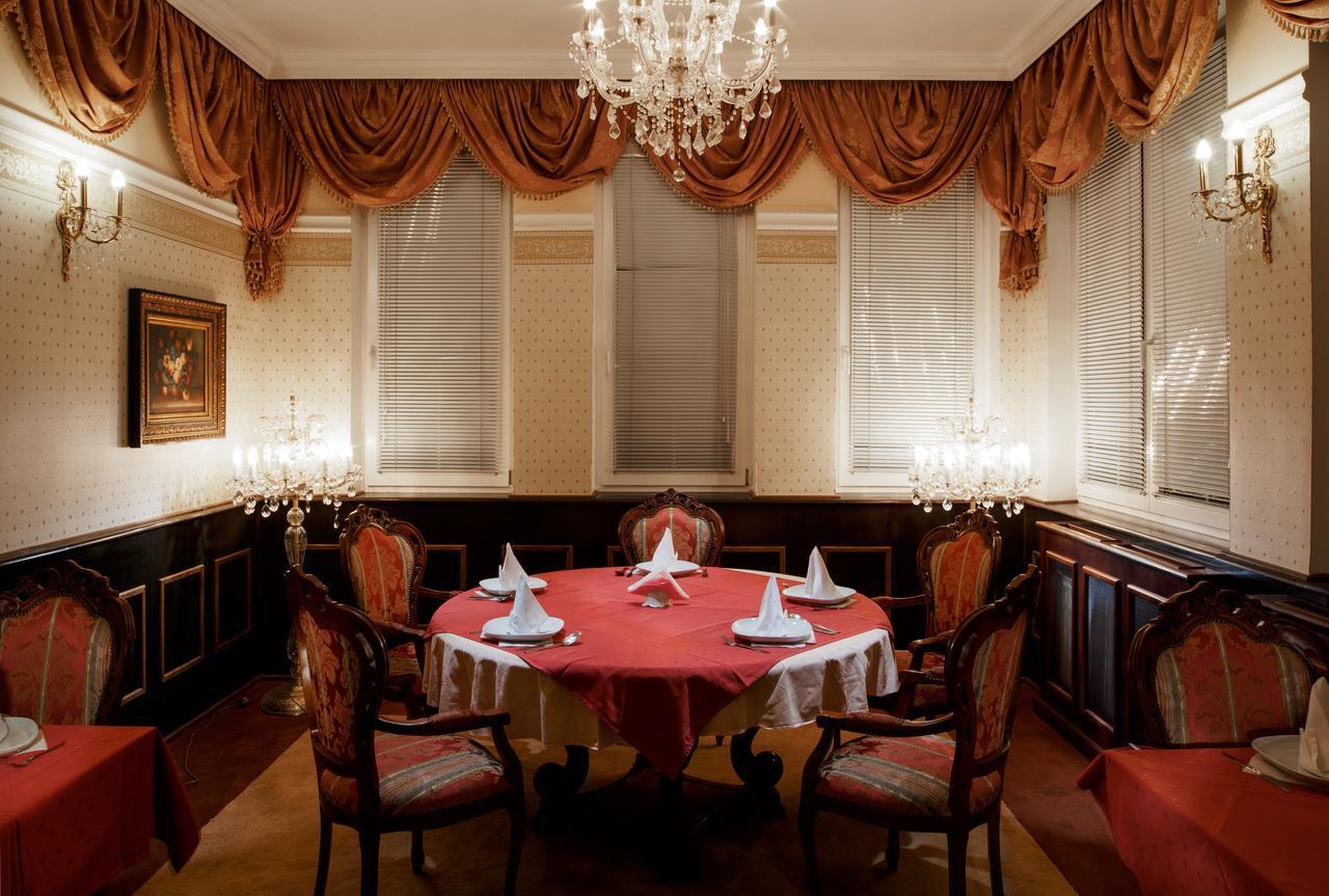 Lazensky Hotel Moskevsky Dvur Karlsbad Exteriör bild