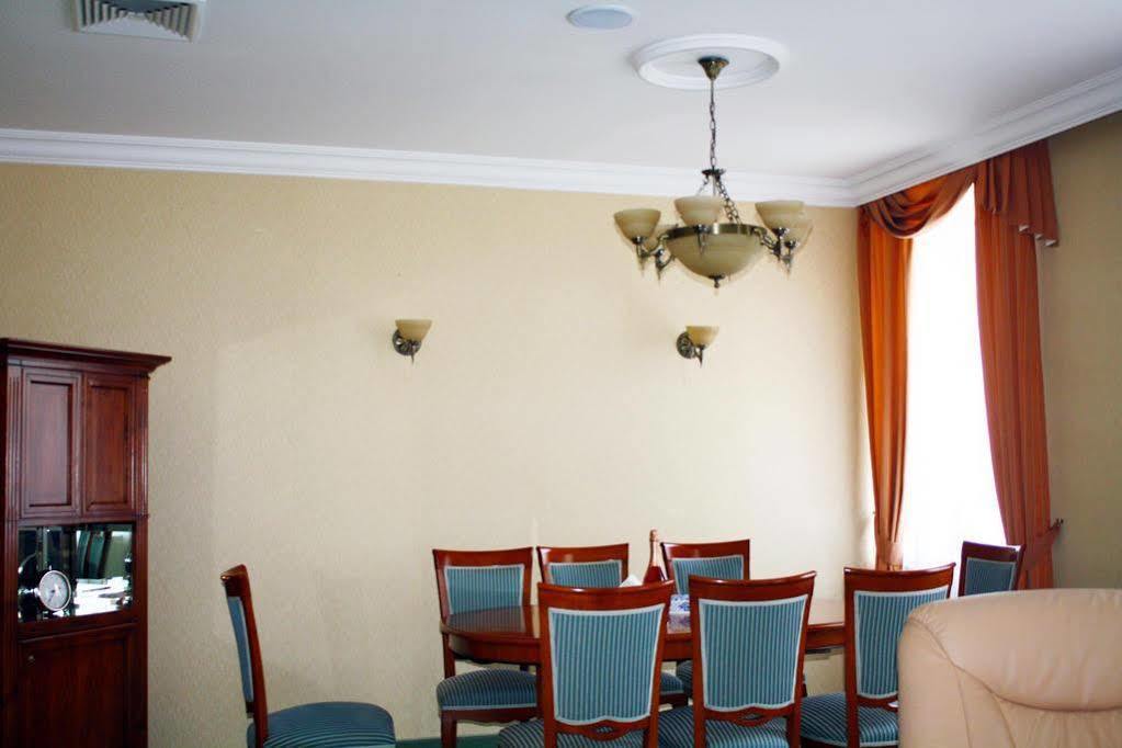 Lazensky Hotel Moskevsky Dvur Karlsbad Exteriör bild