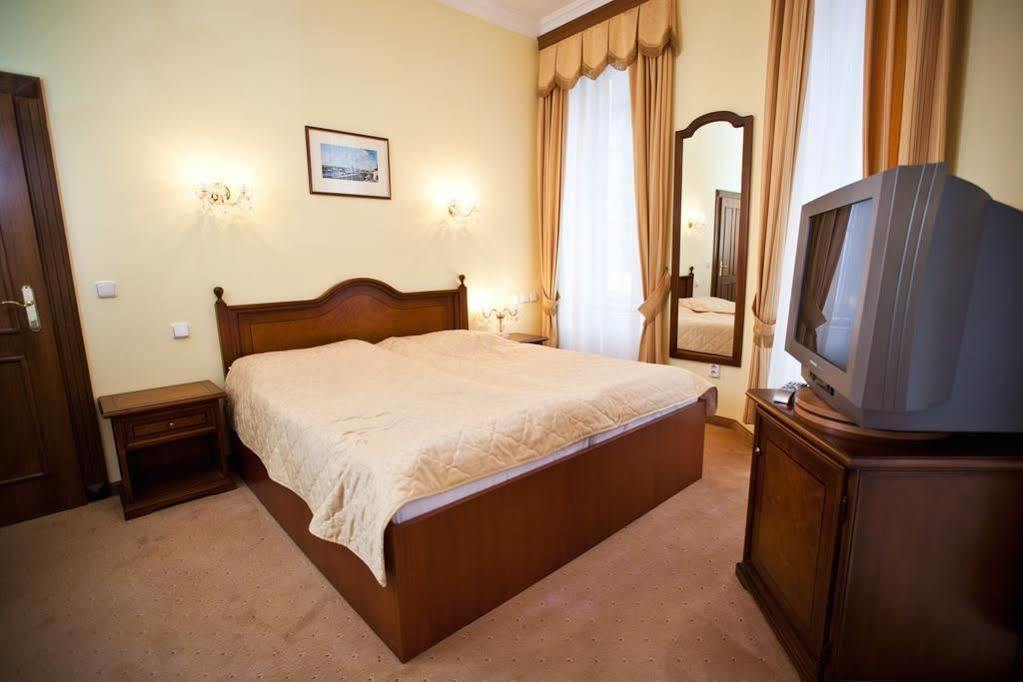 Lazensky Hotel Moskevsky Dvur Karlsbad Exteriör bild
